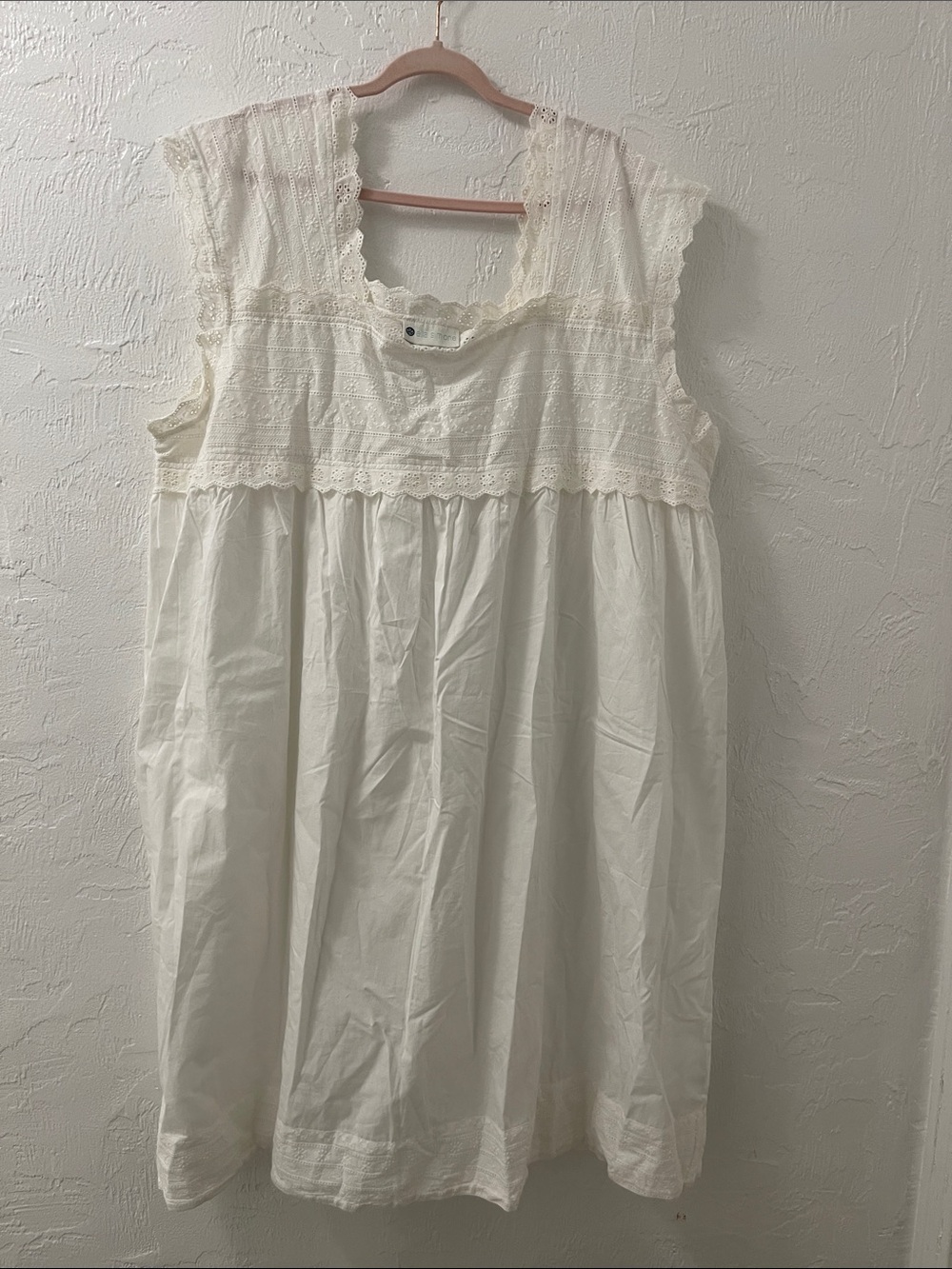 Ella Simone loose fitting White Eyelet Cotton Nightgown, Size 2X